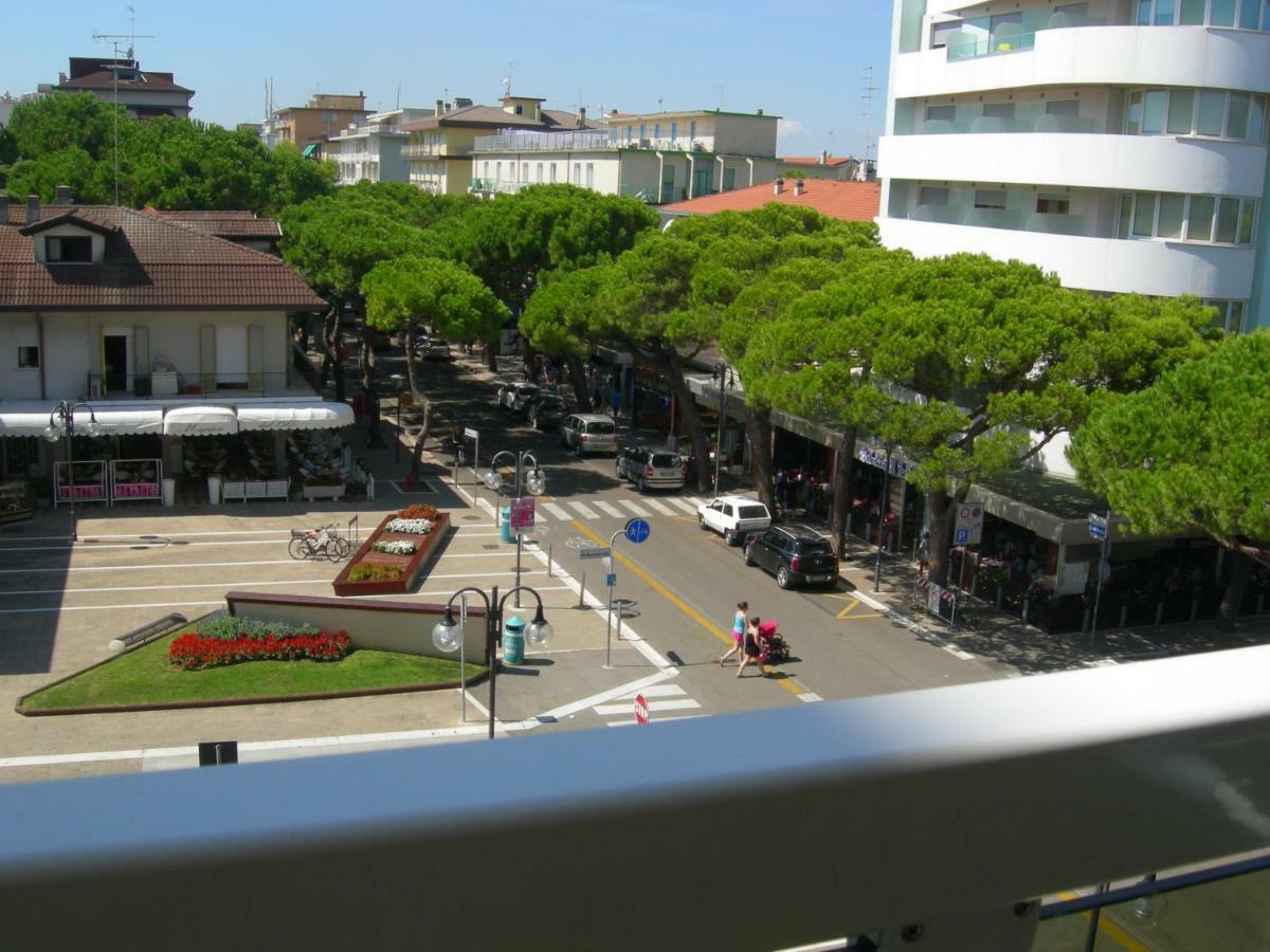 Appartamenti Residence Foscolo 利多迪迪耶索洛 外观 照片
